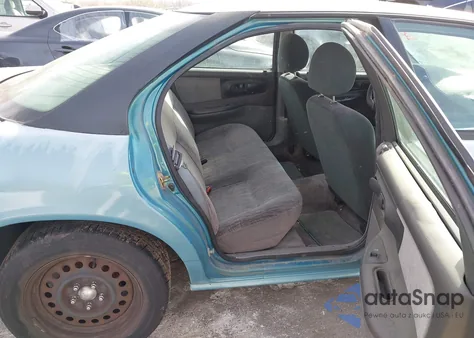 1997 Dodge Intrepid z USA, uszkodzony, nr VIN 2B3HD46F2VH611467